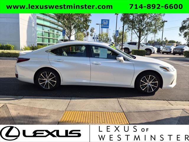 Certified 2025 Lexus ES 300h w/ Premium Package FWD image 4