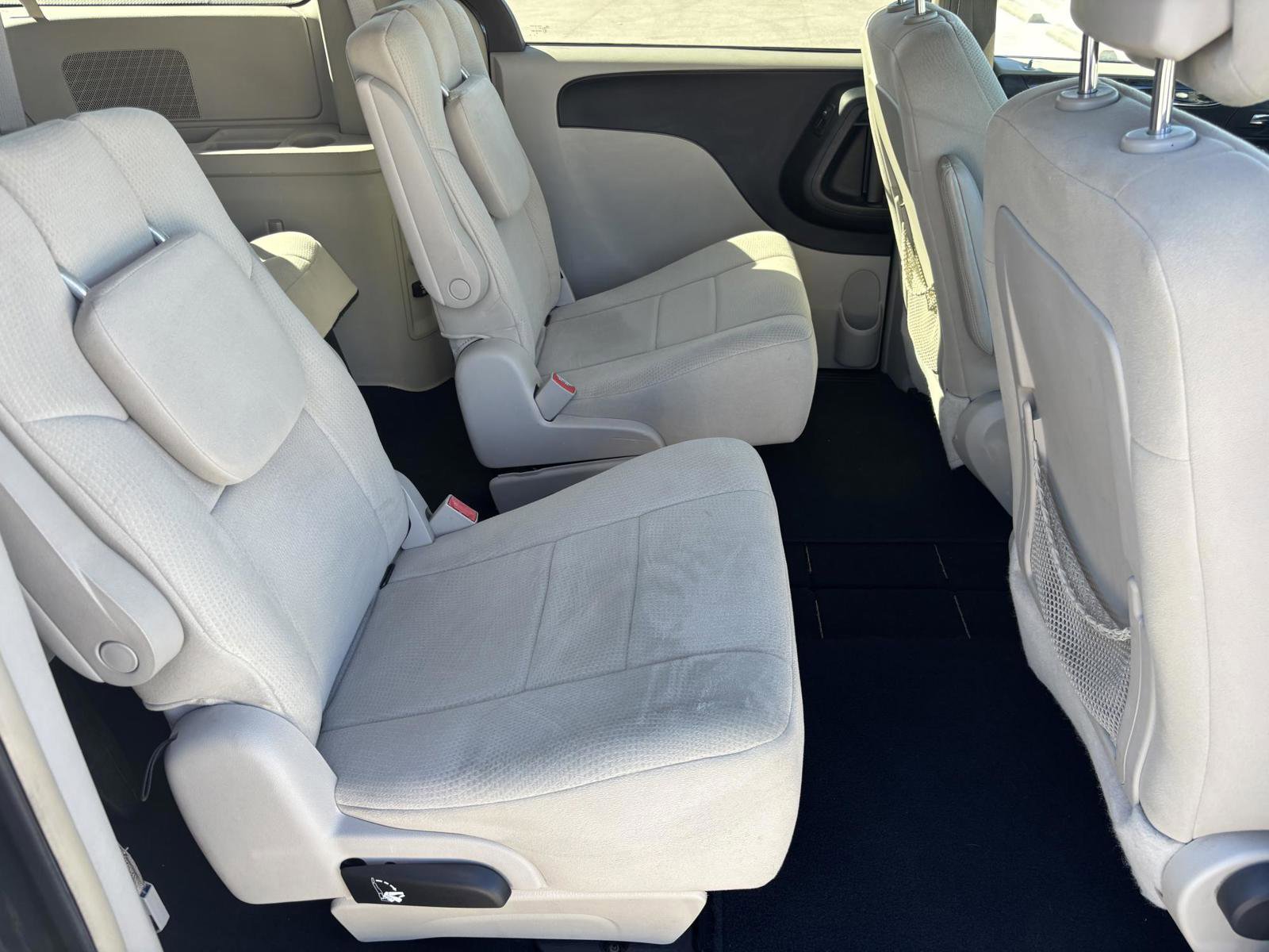 Used 2011 Chrysler Town & Country Touring w/ Security Group image 21