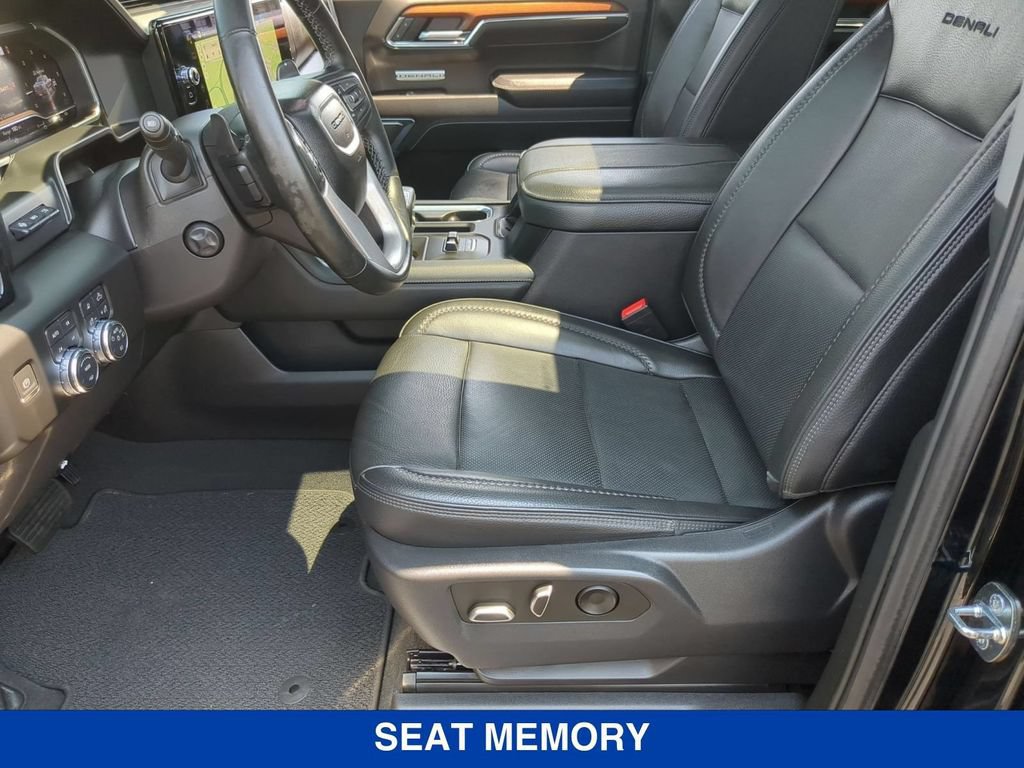 Used 2023 GMC Sierra 1500 Denali w/ Denali Reserve Package AWD/4WD image 18