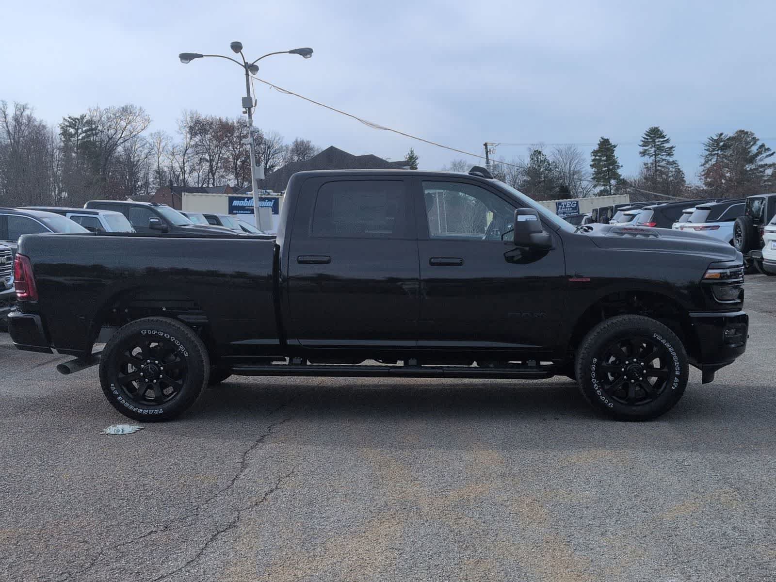 New 2026 RAM 2500 Laramie w/ Night Edition AWD/4WD image 9