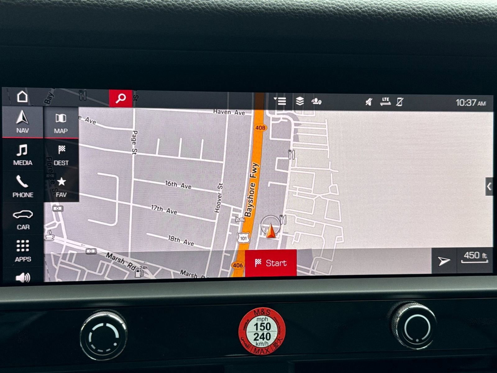 Certified 2025 Porsche Macan image 22