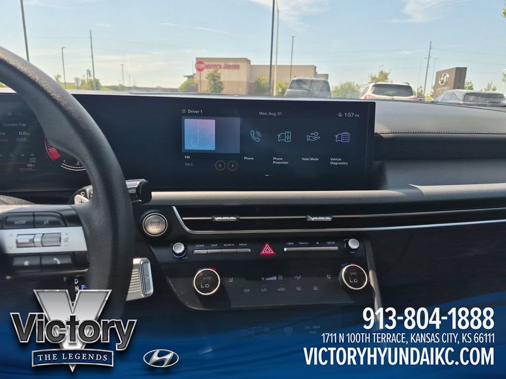 Used 2025 Hyundai Sonata SEL FWD image 12
