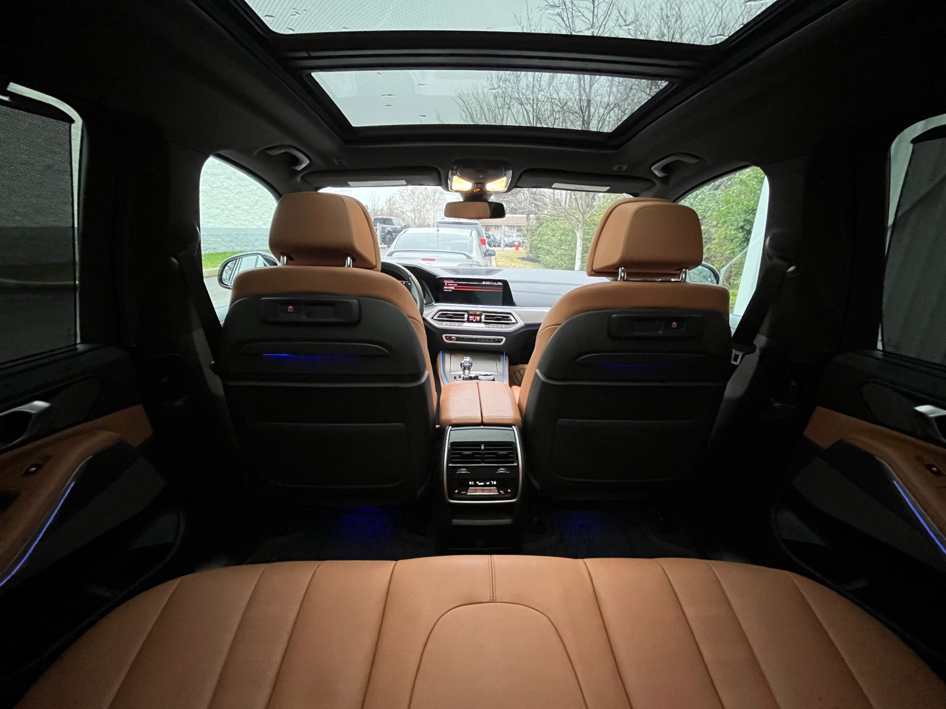 Used 2022 BMW X5 M50i w/ Executive Package image 47