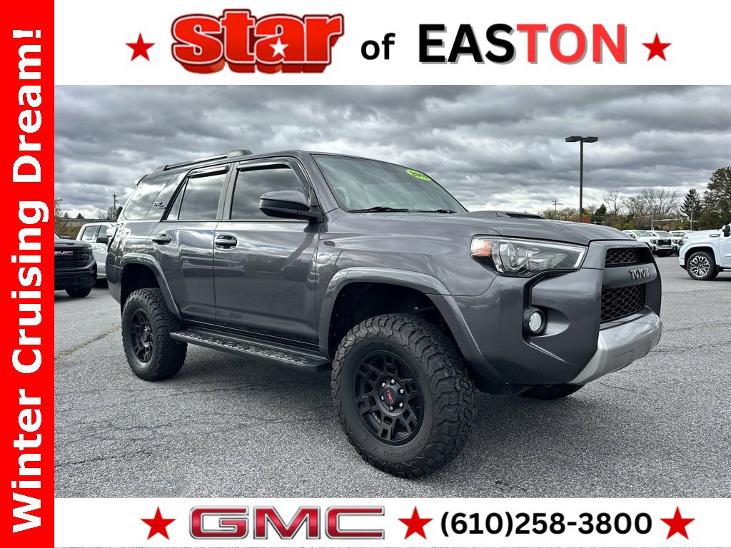 Used 2019 Toyota 4Runner TRD Off-Road image 1