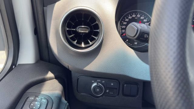 Used 2025 Mercedes-Benz Sprinter 2500 image 21