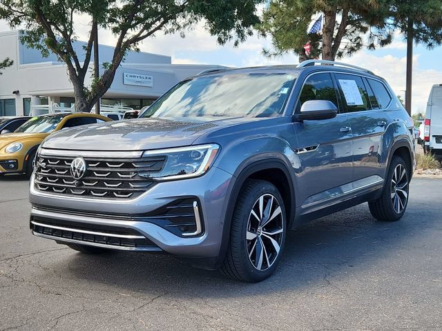 Used 2024 Volkswagen Atlas SEL Premium R-Line AWD/4WD image 4