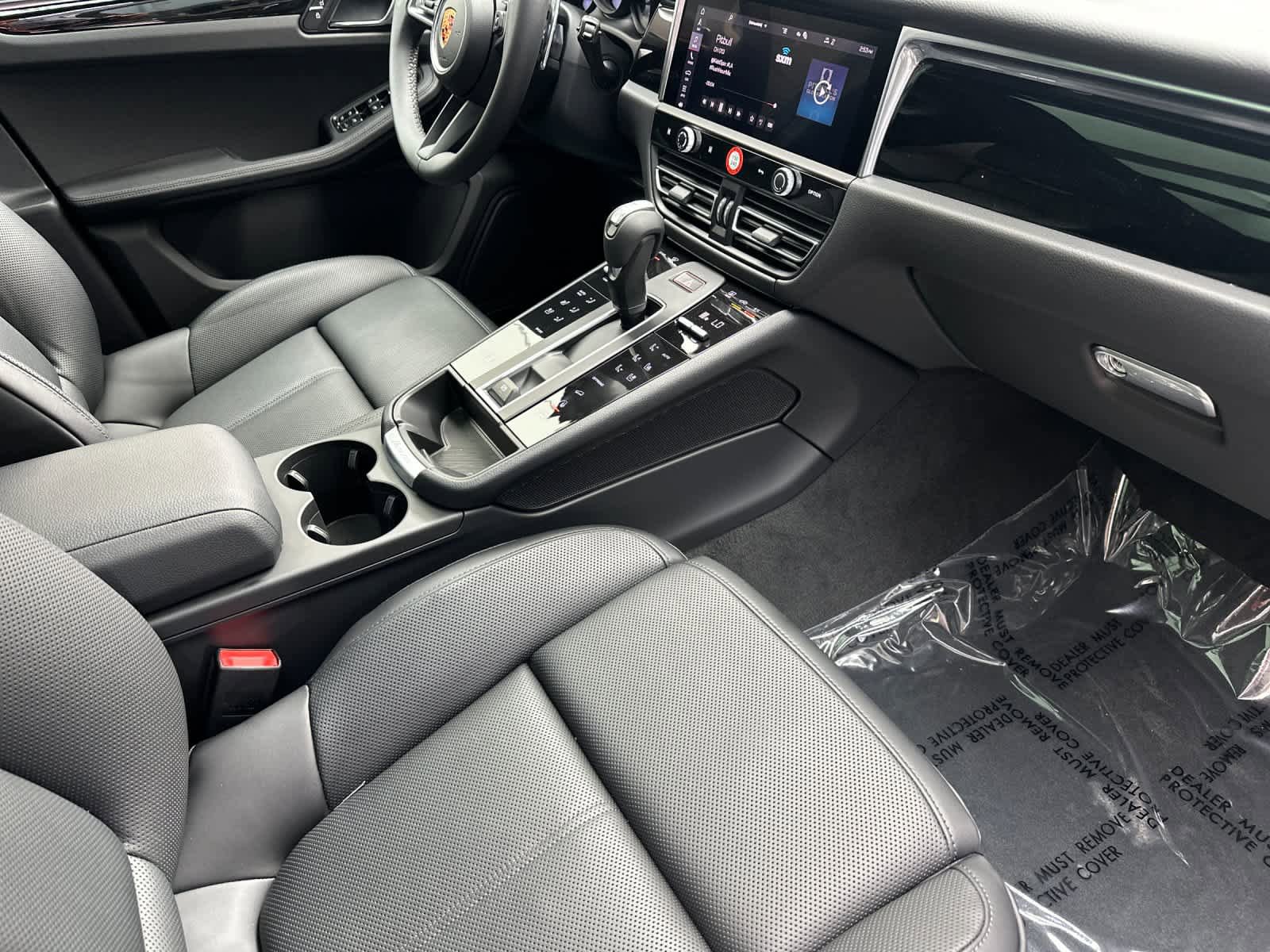 New 2026 Porsche Macan AWD/4WD image 17