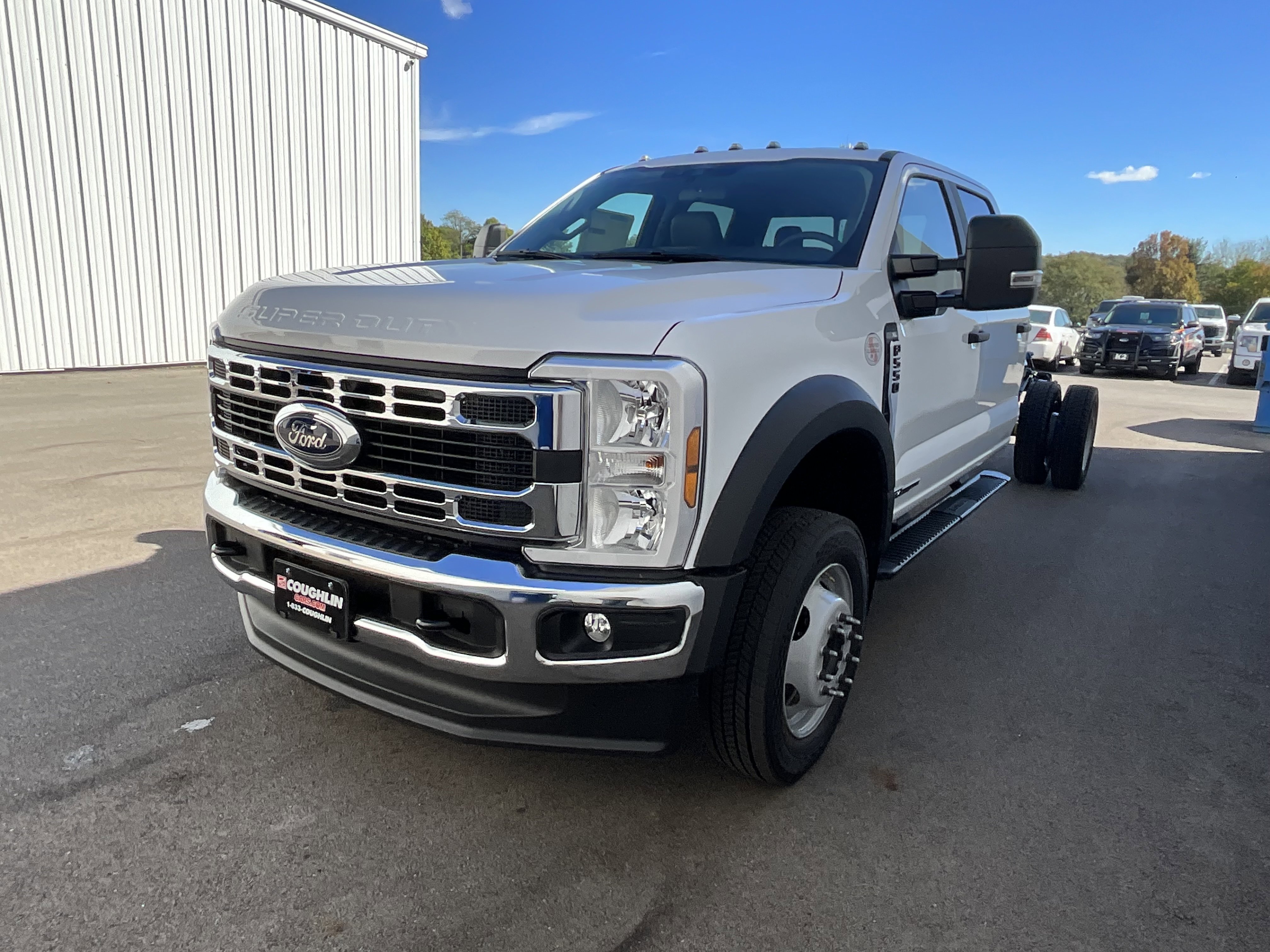 New 2026 Ford F550 4x4 Crew Cab image 5