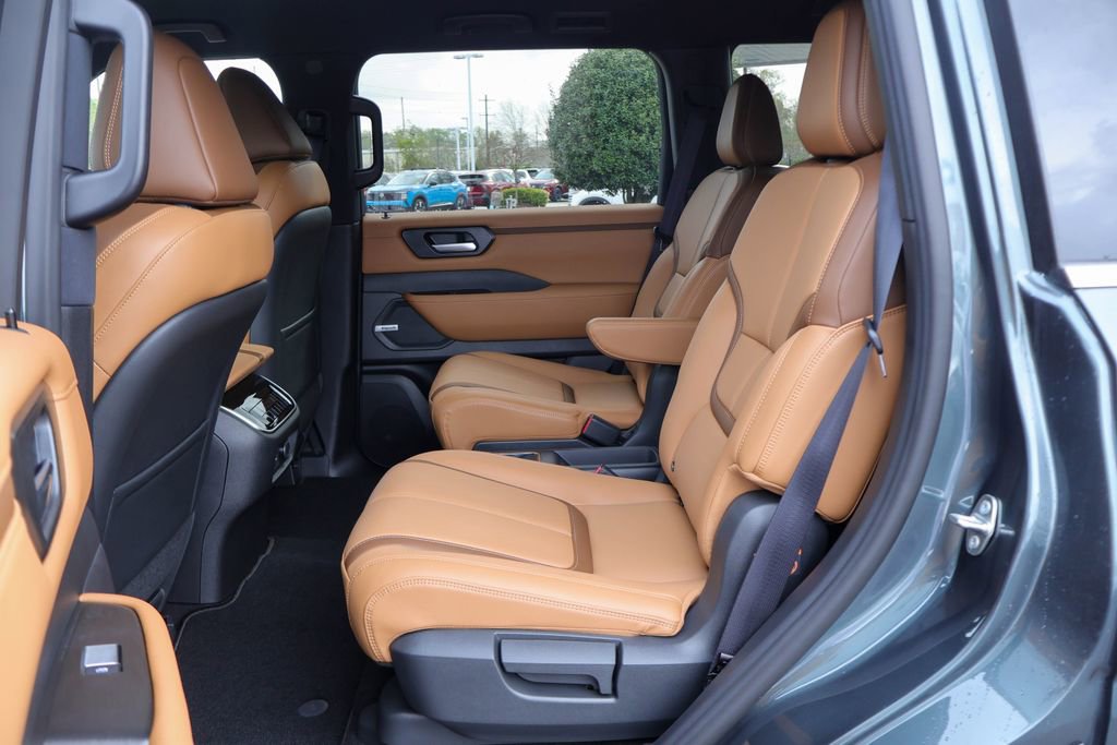 New 2026 Nissan Armada SL image 8