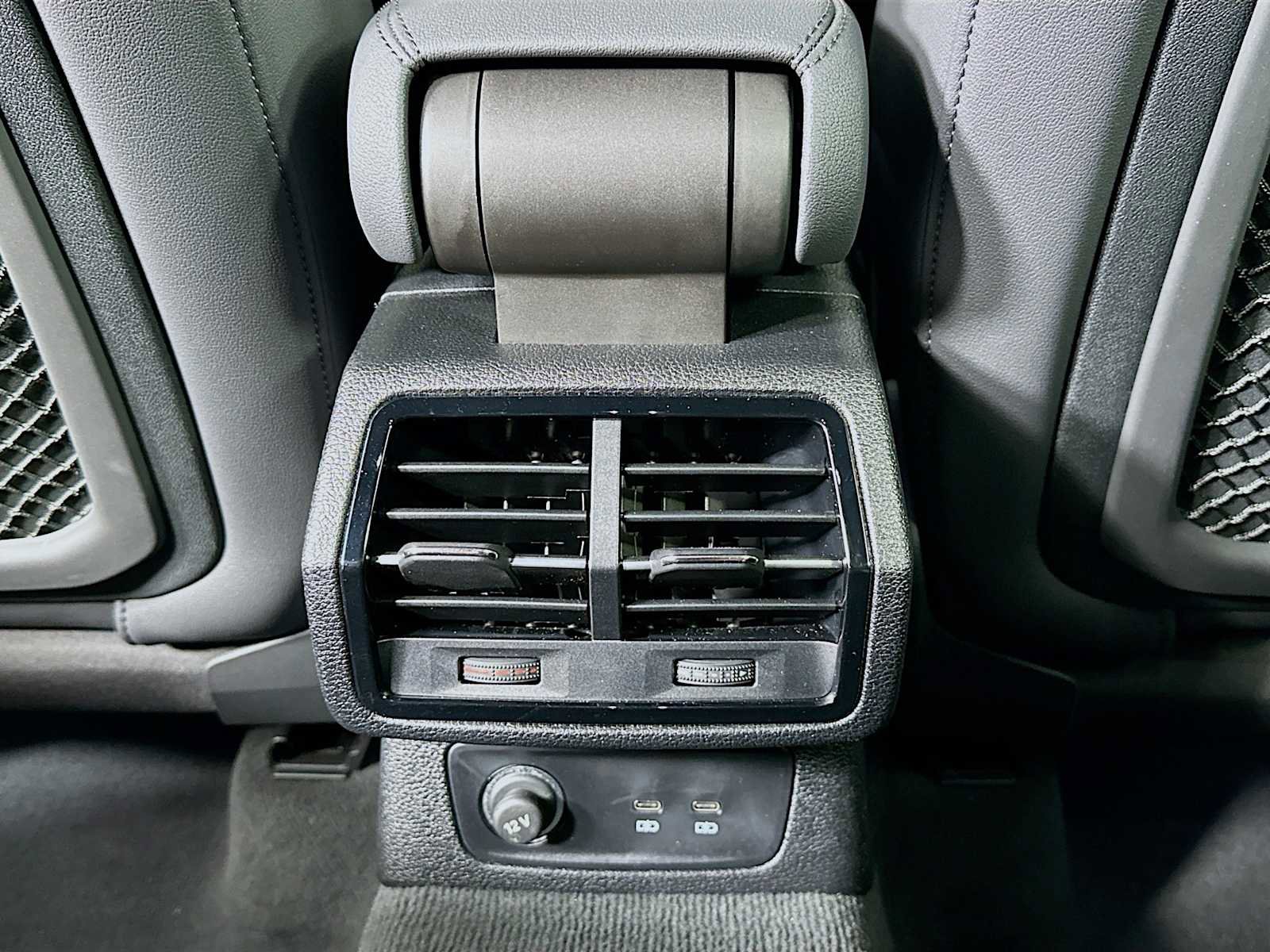 Certified 2024 Audi Q3 2.0T Premium w/ Convenience Package image 23