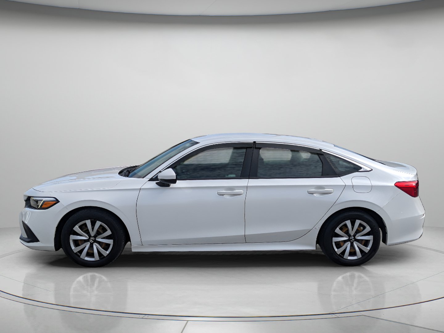 Used 2022 Honda Civic LX image 5