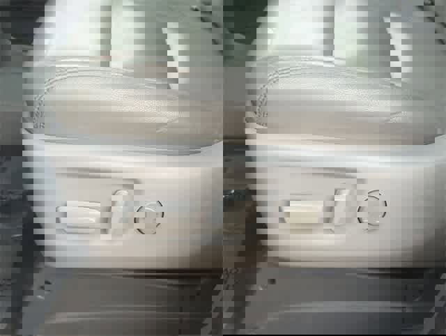 Used 2020 Toyota Sienna XLE image 17