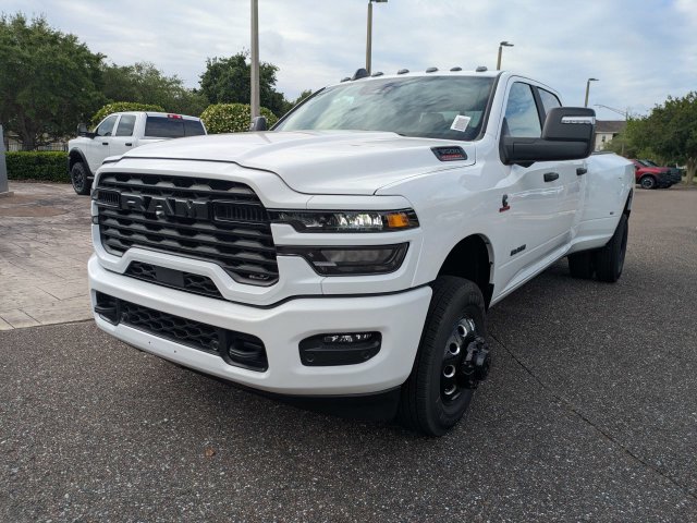 New 2026 RAM 3500 Big Horn AWD/4WD image 8
