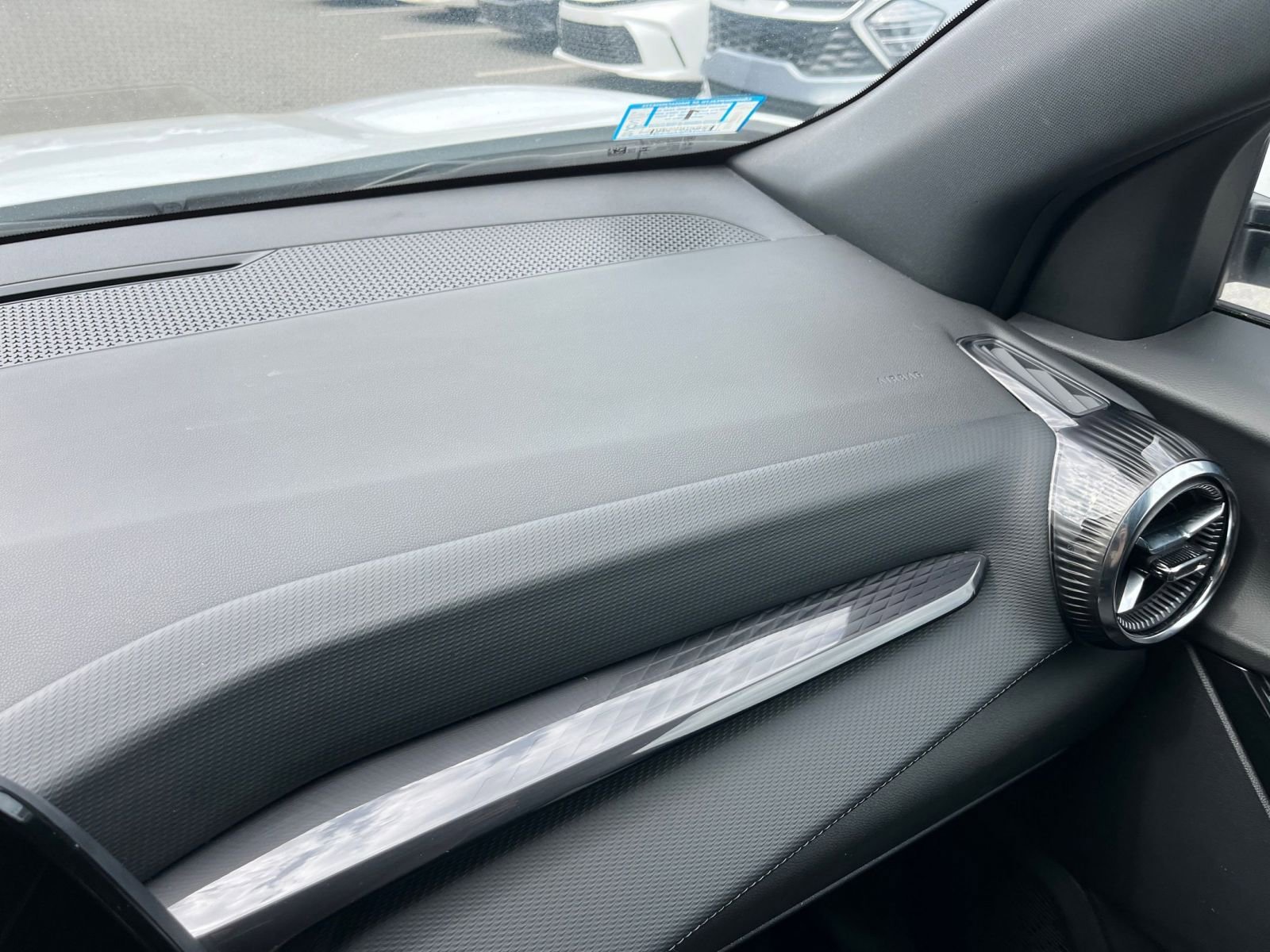 Used 2025 Chevrolet Equinox LT FWD image 35