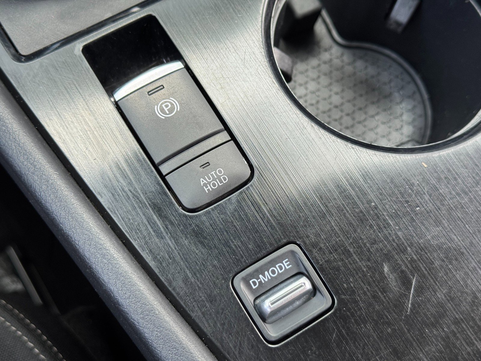 Used 2023 Nissan Rogue SV image 28