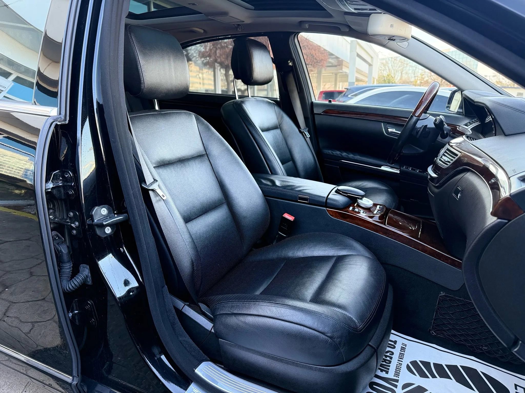 Used 2013 Mercedes-Benz S 550 4MATIC image 36