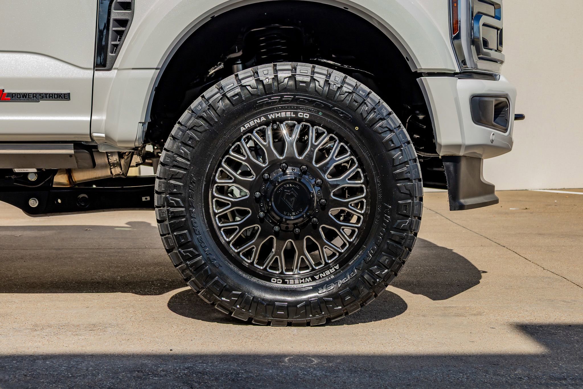 Used 2026 Ford F450 Platinum w/ FX4 Off-Road Package image 12