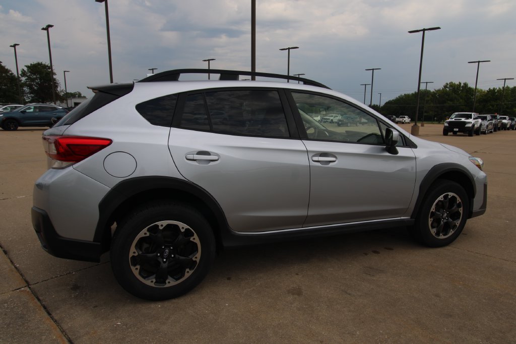 Used 2022 Subaru Crosstrek 2.0i Premium AWD/4WD image 5