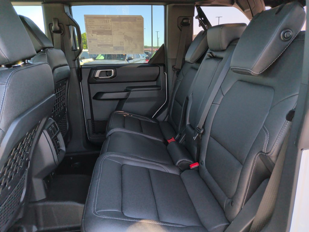 New 2026 Ford Bronco Badlands w/ Sasquatch Package AWD/4WD image 13