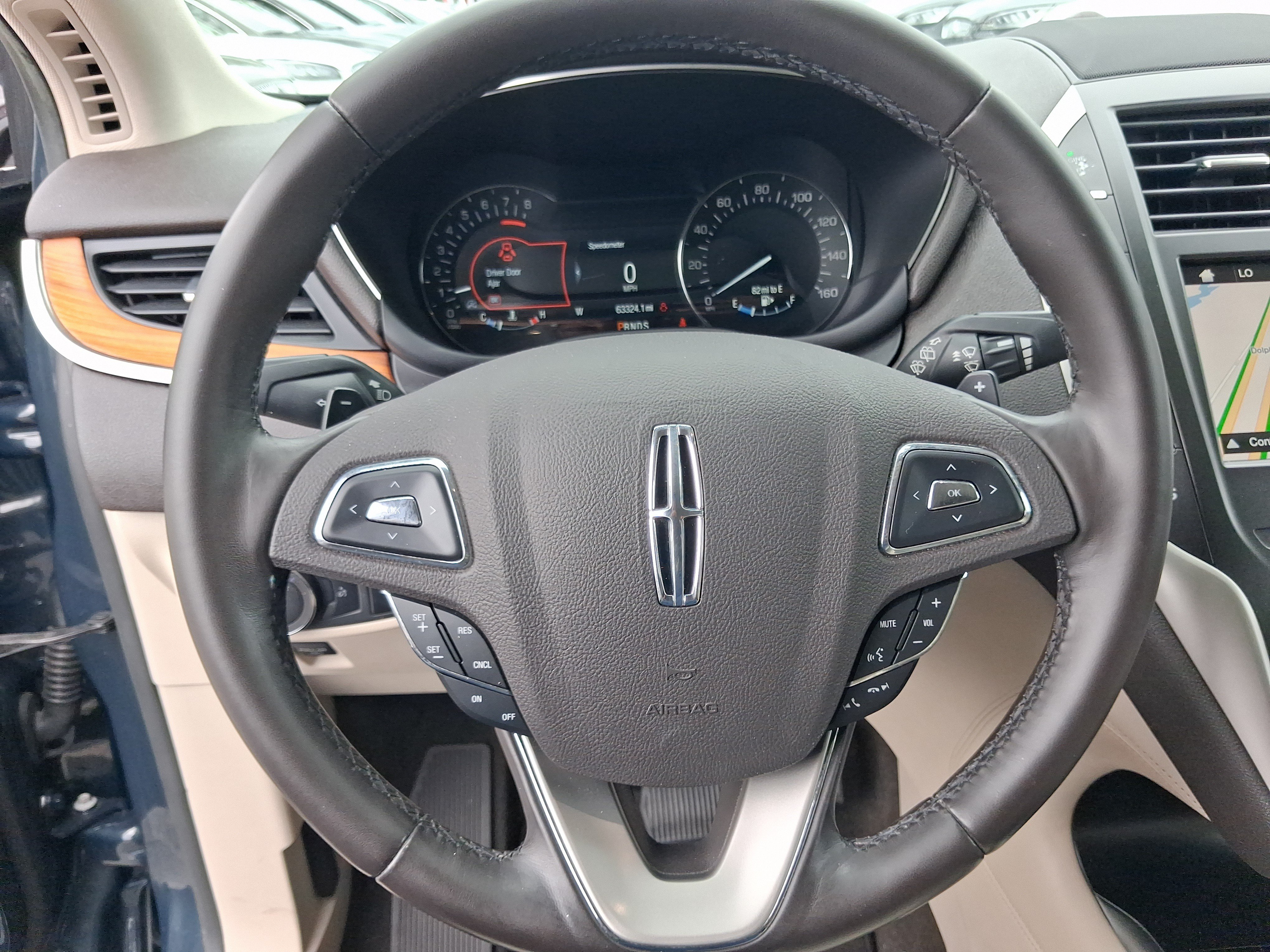 Used 2019 Lincoln MKC Select w/ Select Plus Package FWD image 15