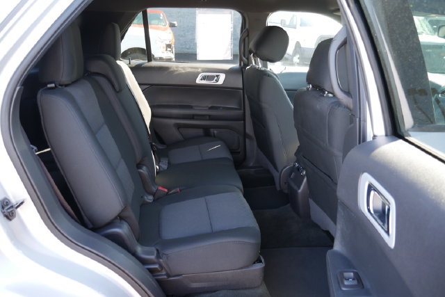 Used 2015 Ford Explorer XLT w/ Equipment Group 201B FWD image 23