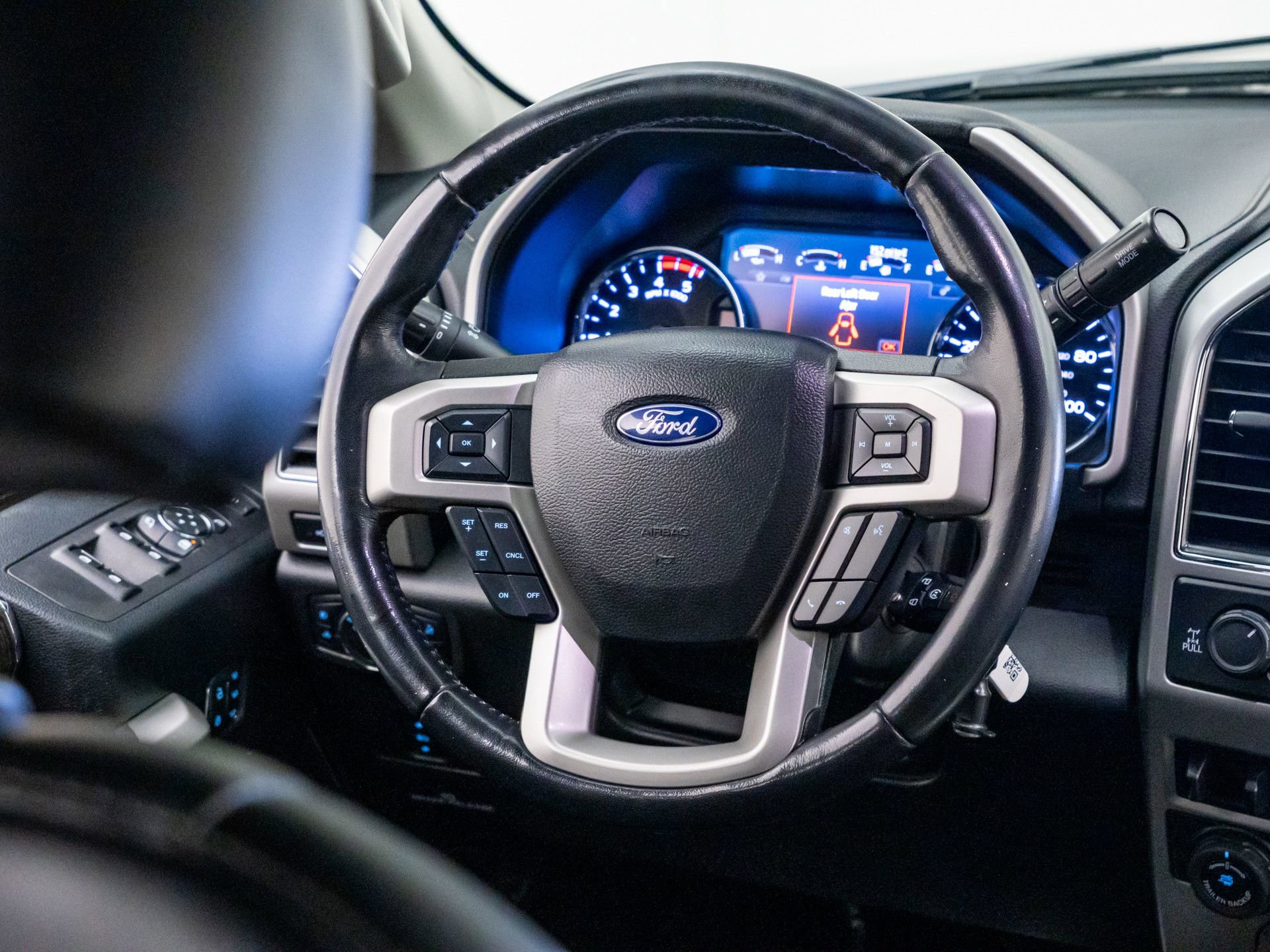 Used 2021 Ford F250 Lariat w/ Lariat Value Package image 12