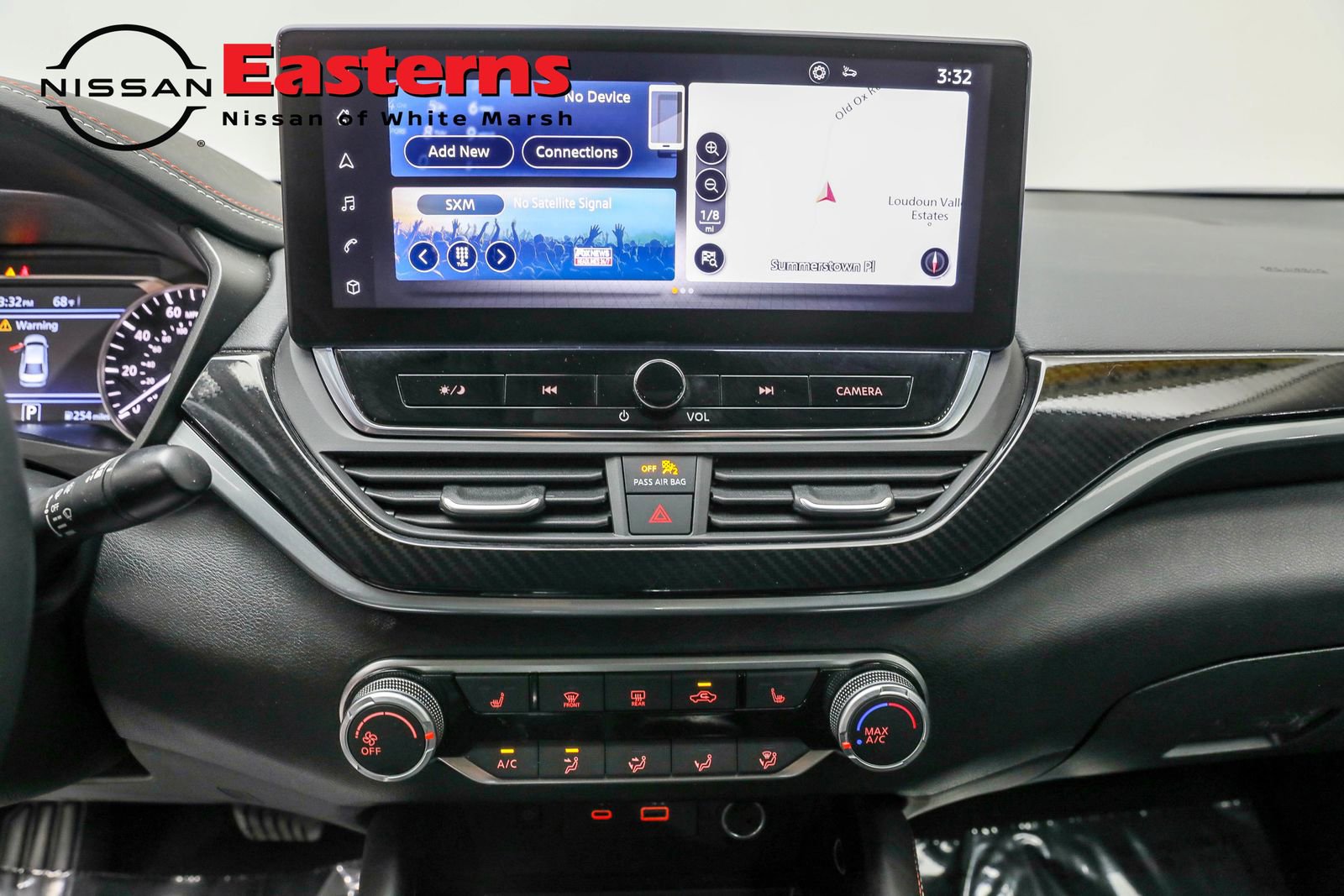 Used 2023 Nissan Altima 2.5 SR w/ SR Premium Package image 19