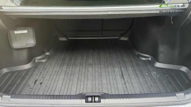 Used 2023 Lexus IS 300 w/ Premium Package RWD image 31