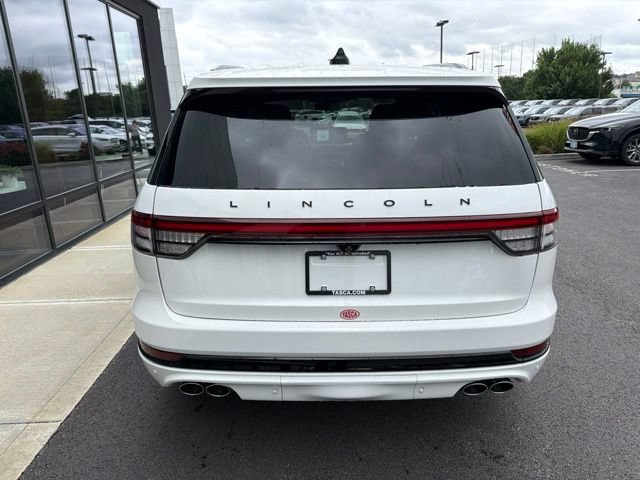 New 2026 Lincoln Aviator Black Label w/ Jet Appearance Package AWD/4WD image 4