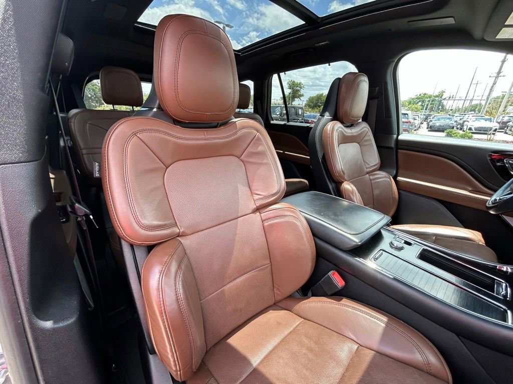 Used 2021 Lincoln Aviator Reserve w/ Equipment Group 202A AWD/4WD image 51