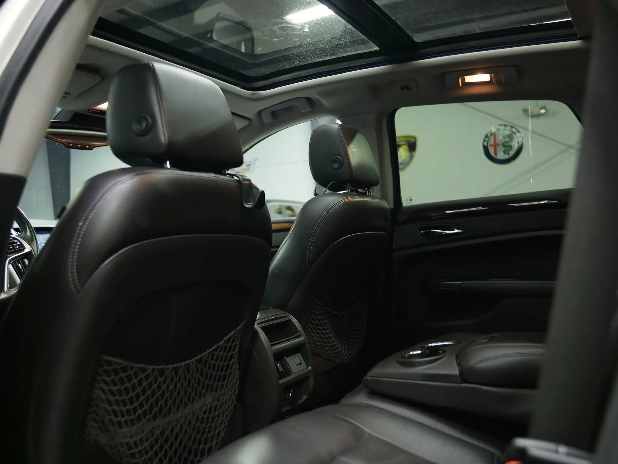 Used 2014 Cadillac SRX Luxury w/ Driver Awareness Package image 28