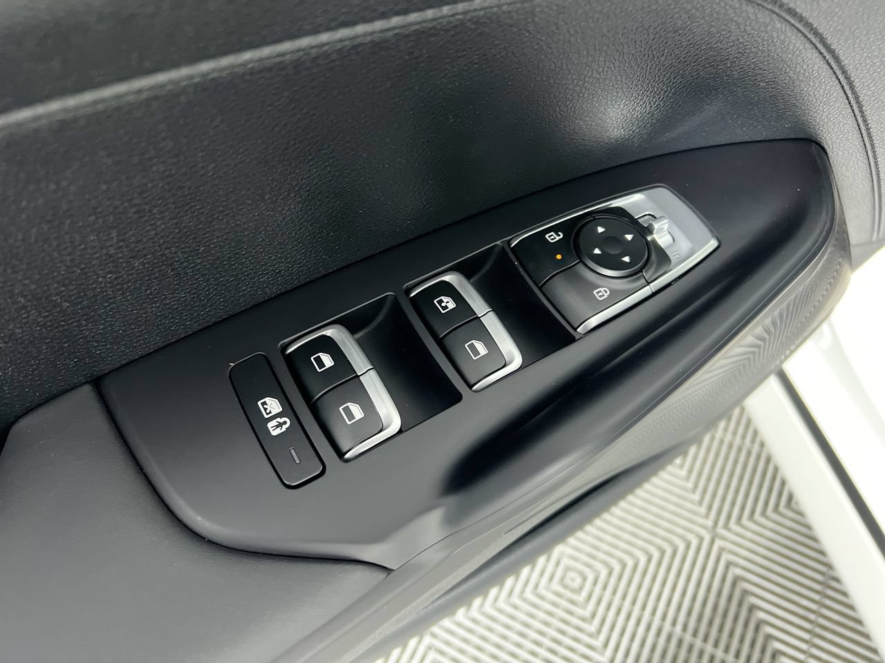 New 2026 Kia K5 LXS FWD image 15