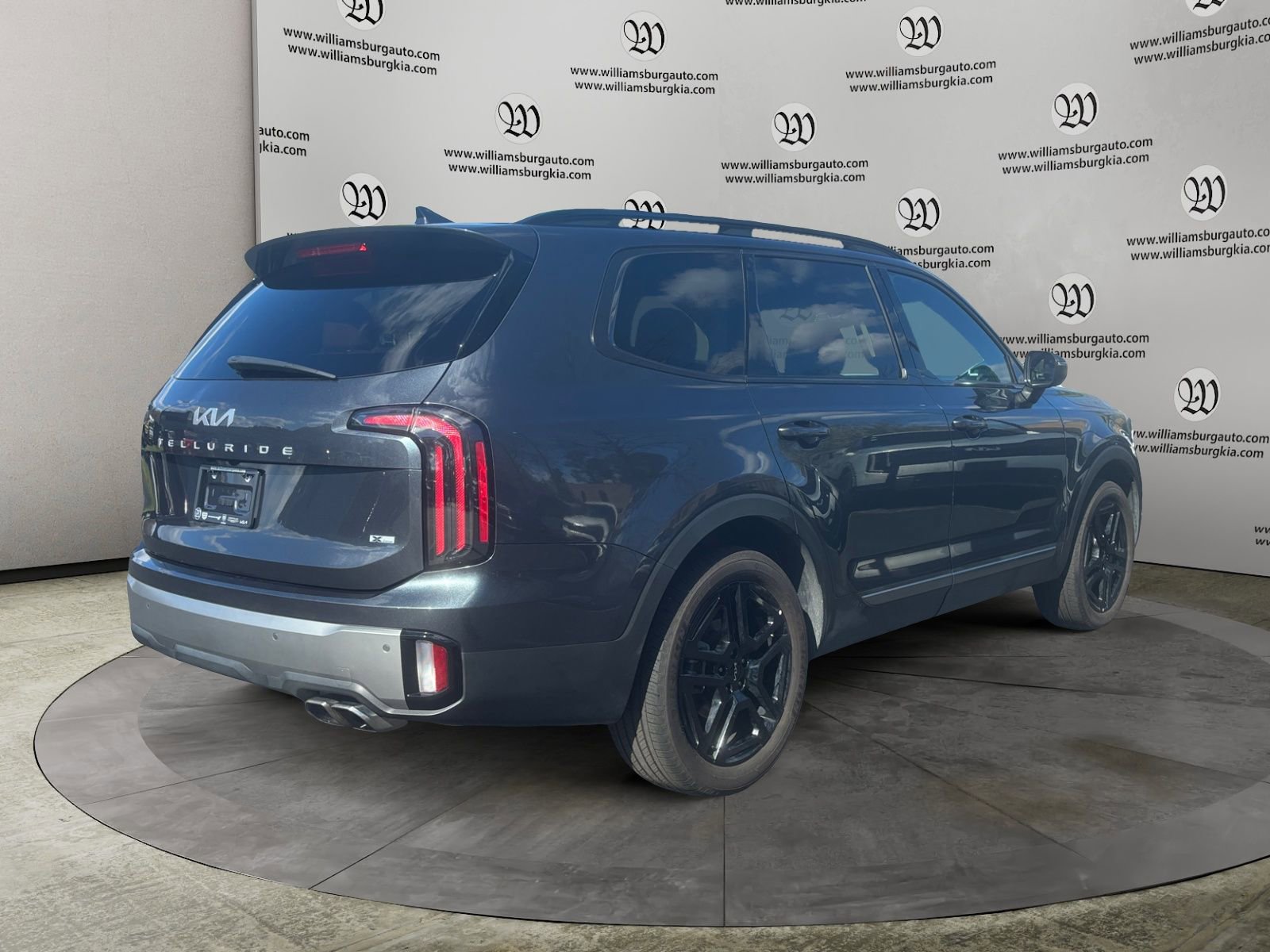 Used 2023 Kia Telluride EX X-Line image 5