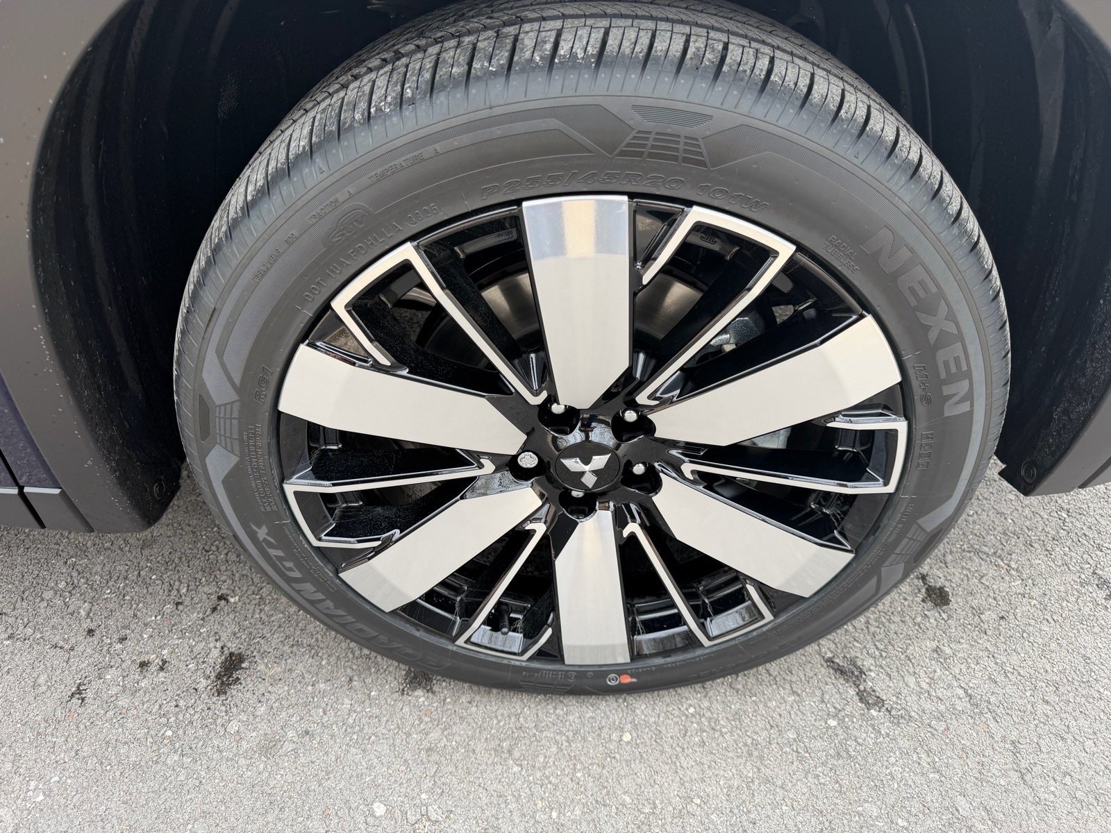 New 2026 Mitsubishi Outlander SE AWD/4WD image 9