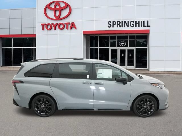 New 2026 Toyota Sienna XSE FWD image 11