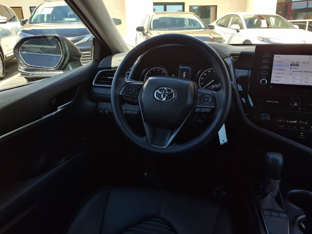 Used 2024 Toyota Camry SE FWD image 23