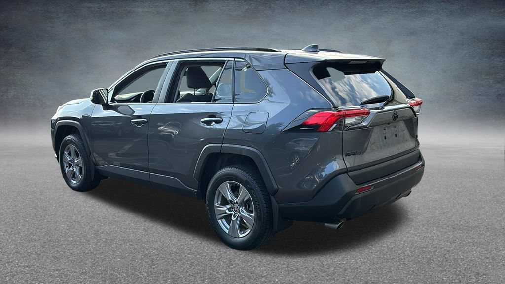 Used 2024 Toyota RAV4 XLE w/ Convenience Package AWD/4WD image 4