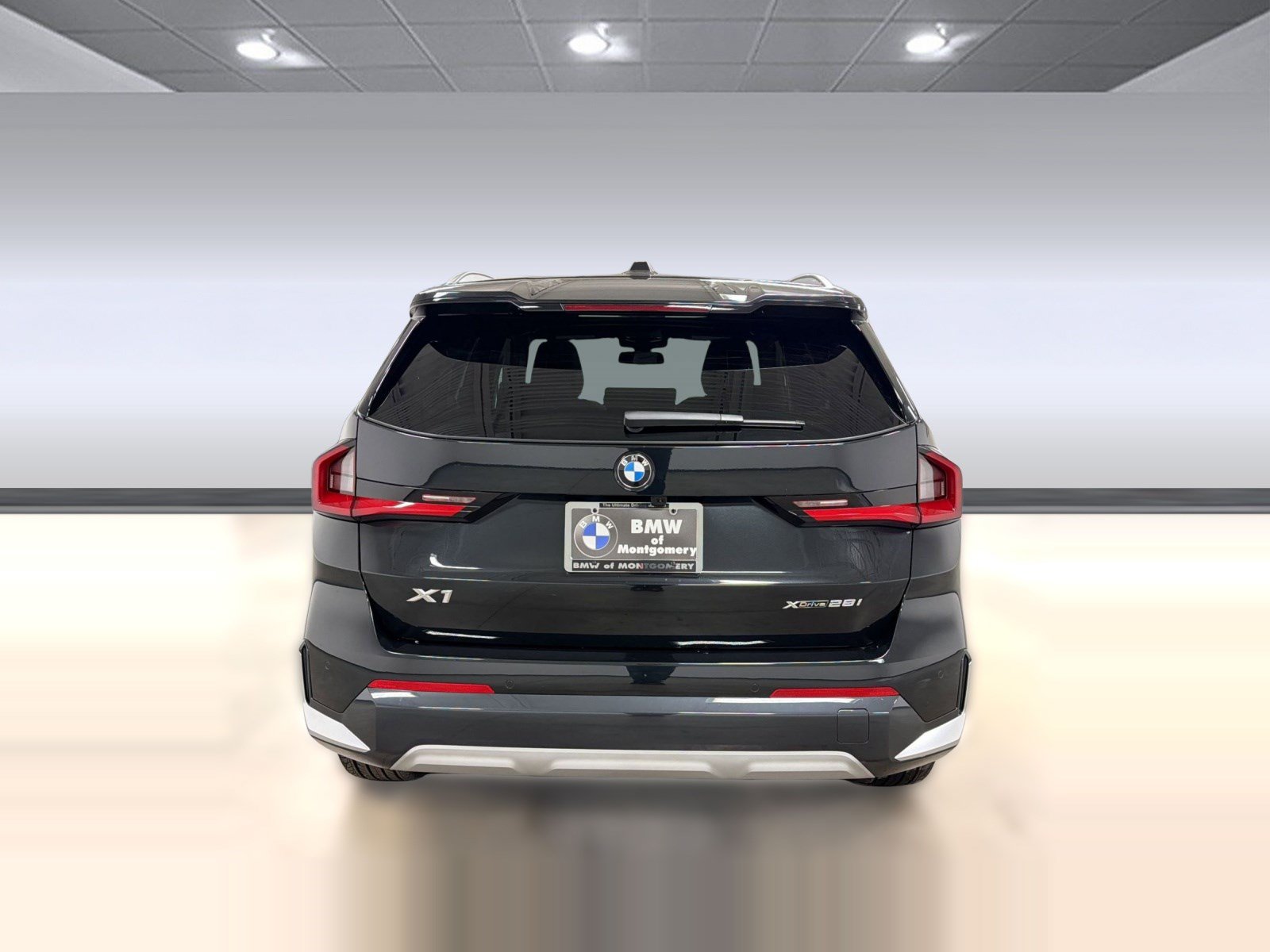 Used 2026 BMW X1 xDrive28i w/ Technology Package AWD/4WD image 9