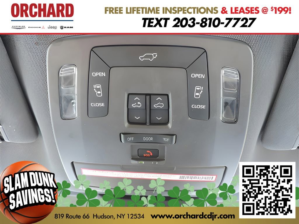 Used 2022 Toyota Sienna XLE image 24