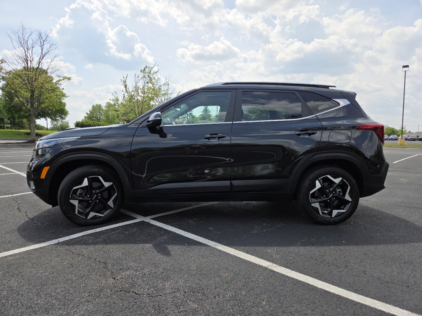 Used 2024 Kia Seltos EX AWD/4WD image 20