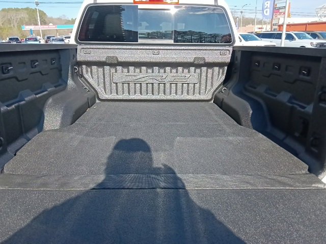 Used 2024 Chevrolet Colorado ZR2 w/ ZR2 Convenience Package III image 28