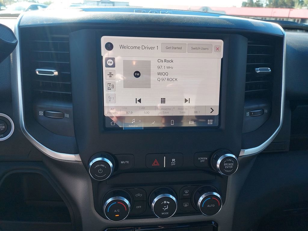 New 2024 RAM 5500 SLT w/ Quick Order Package 2YG SLT AWD/4WD image 22