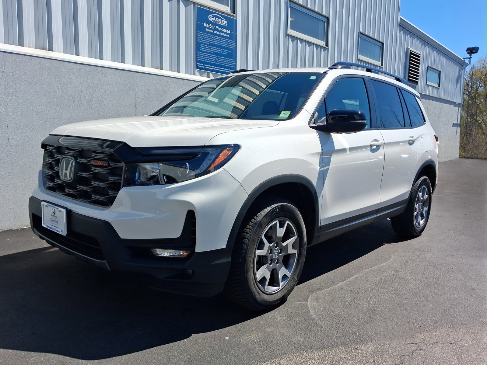 Used 2023 Honda Passport TrailSport image 1