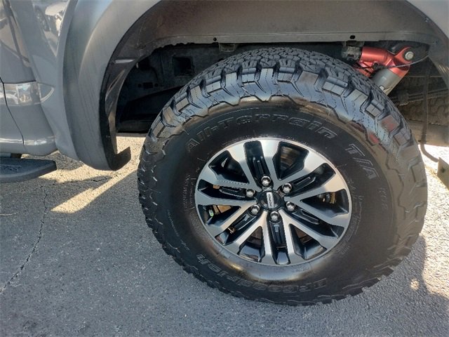 Used 2020 Ford F150 Raptor w/ Equipment Group 802A Luxury image 15