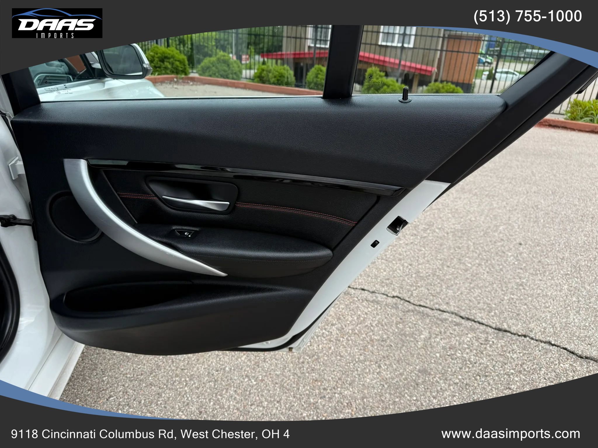 Used 2017 BMW 330i xDrive Sedan AWD/4WD image 28