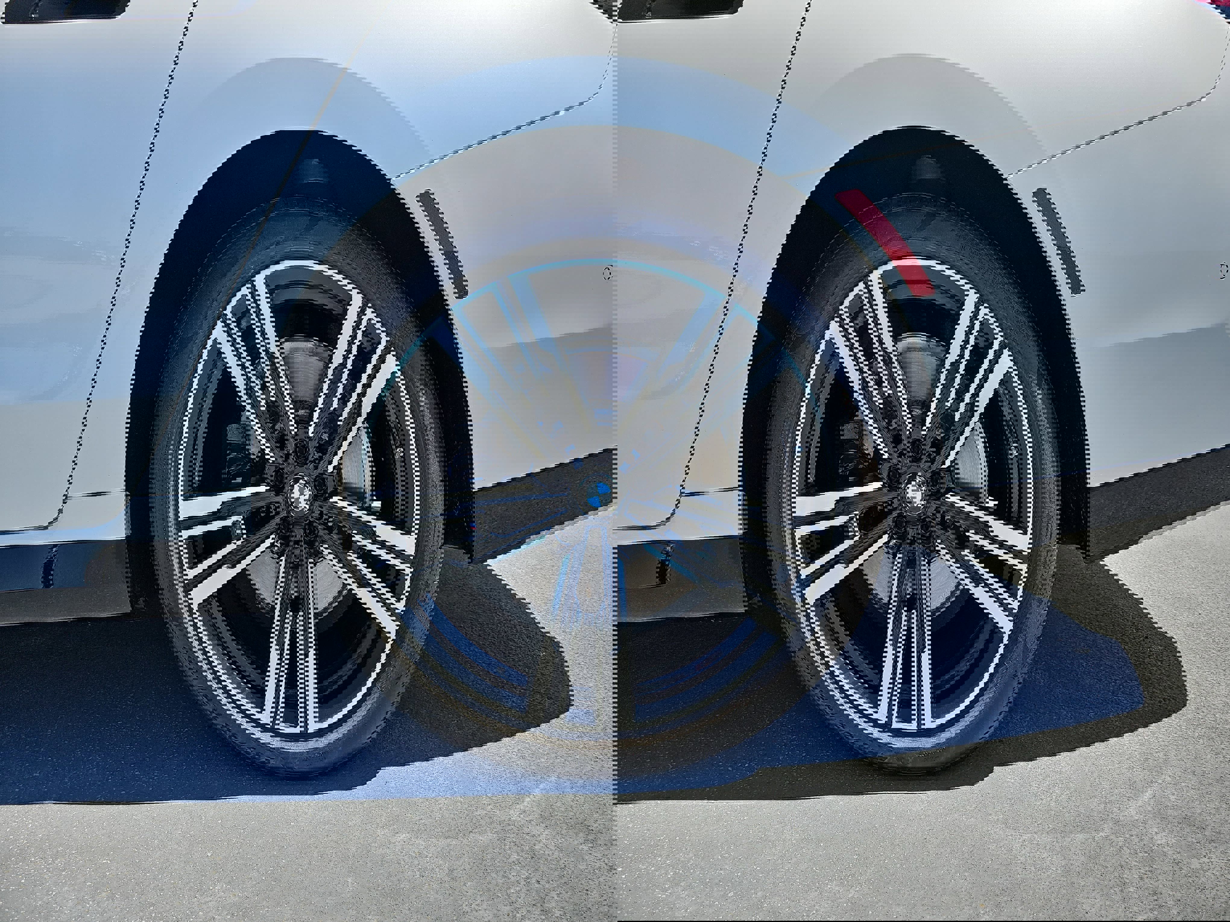 Used 2023 BMW 740i 740I image 34