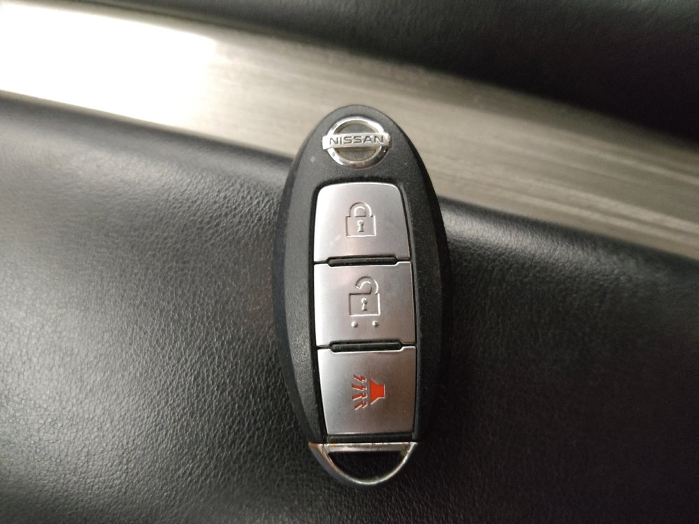 Used 2018 Nissan Murano S image 32