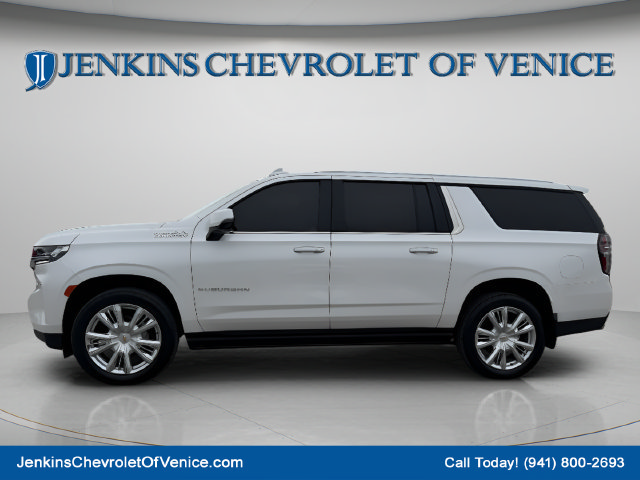 Used 2022 Chevrolet Suburban High Country RWD image 9