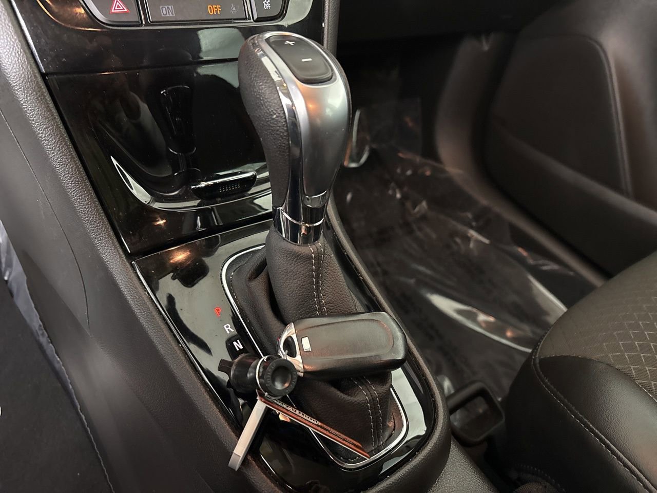 Used 2020 Buick Encore Preferred image 18