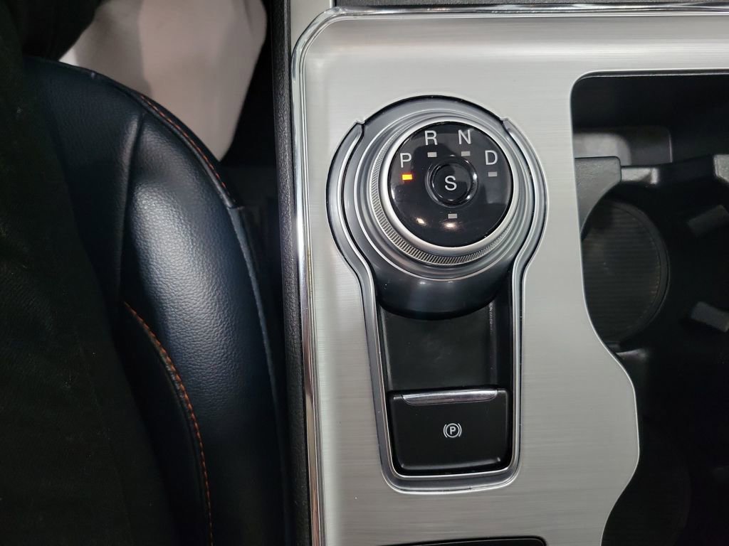 Used 2022 Ford Edge SEL w/ Sport Appearance Package image 39